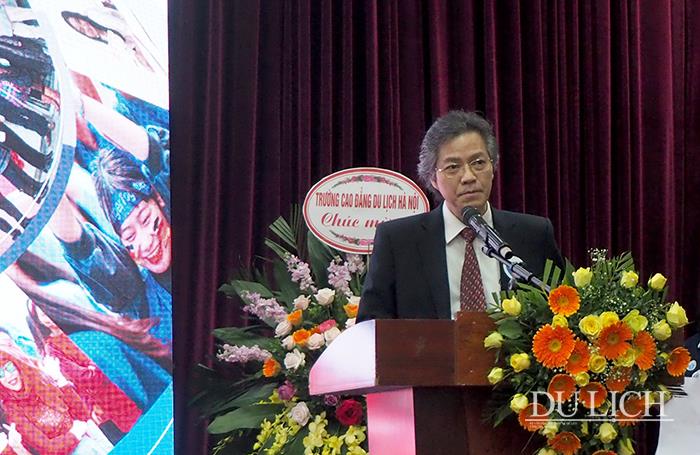 PGS. TS. Lê Anh Tuấn - Vụ trưởng Vụ Đào tạo, Bộ Văn hóa, Thể thao và Du lịch phát biểu tại buổi lễ
